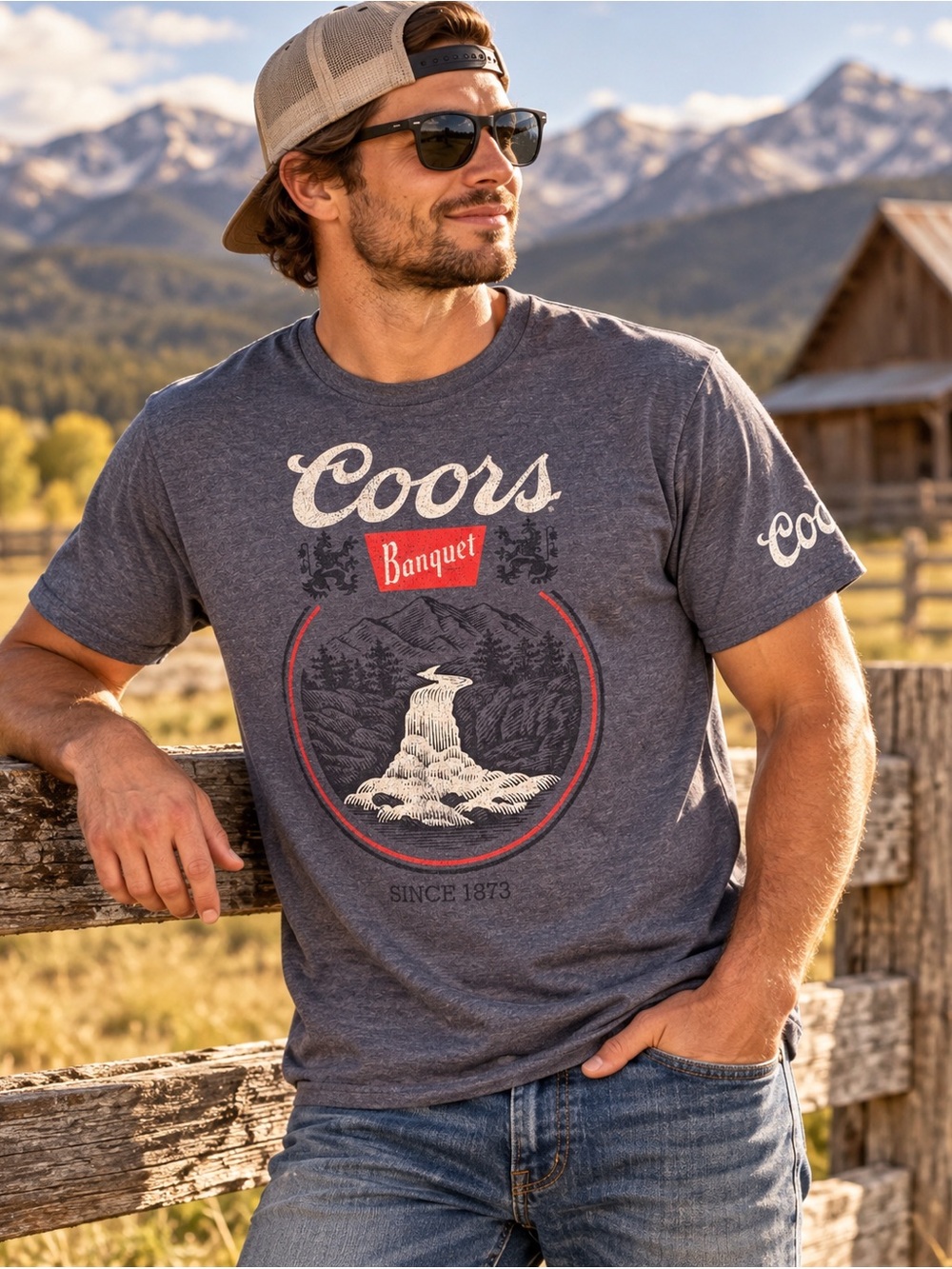 Coors Banquet Men’s Large Graphic T-Shirt Beer Mountain Waterfall Gray Tee